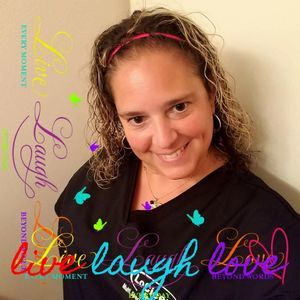 Meet your Posher, Junelle